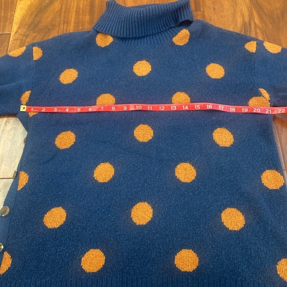 St. John’s Bay Navy Polka Dot Sweater. Size Large - Picture 6 of 7